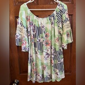 Coco Kelly Woman’s Pullover Floral Tunic